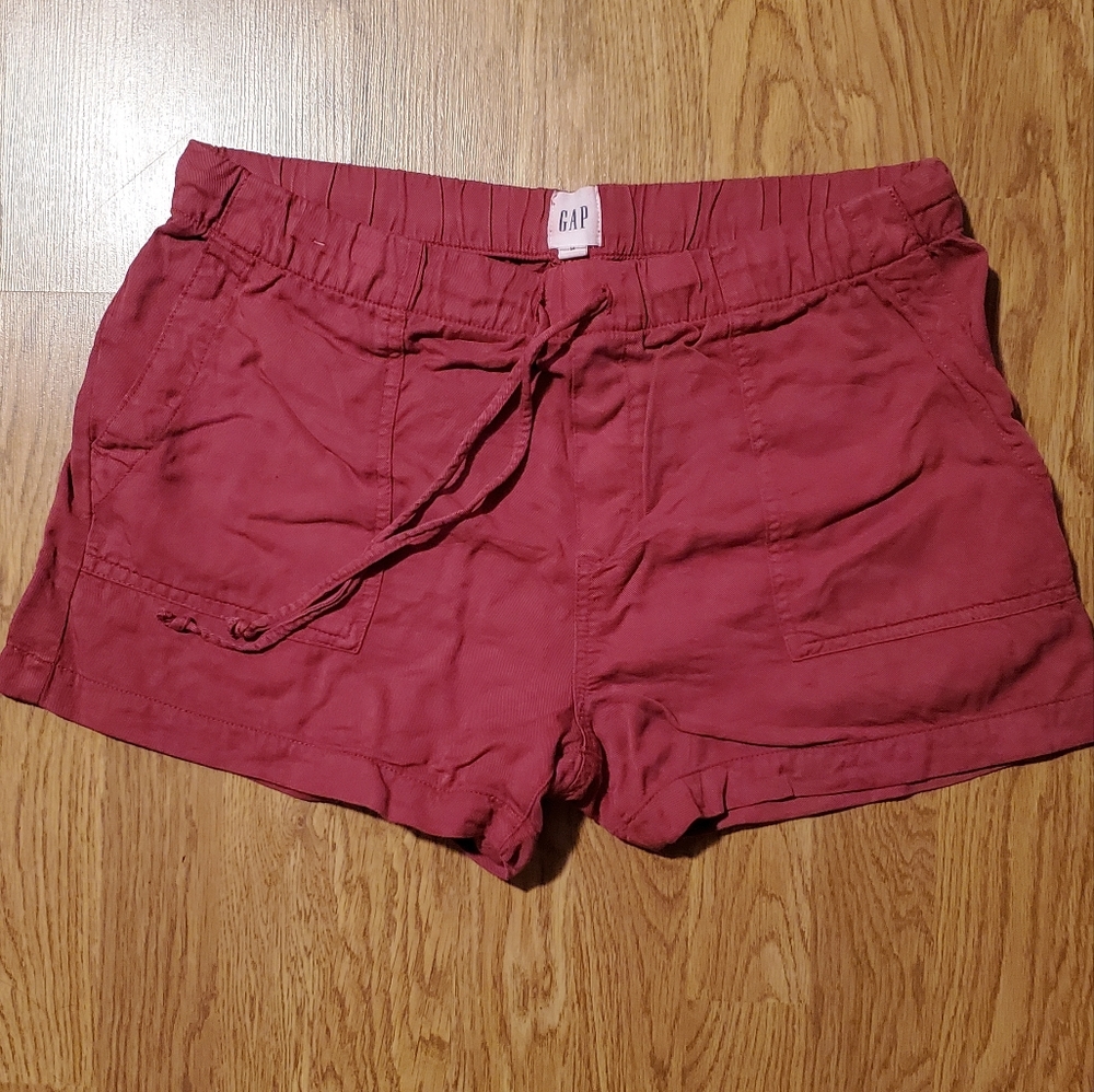 Gap shorts